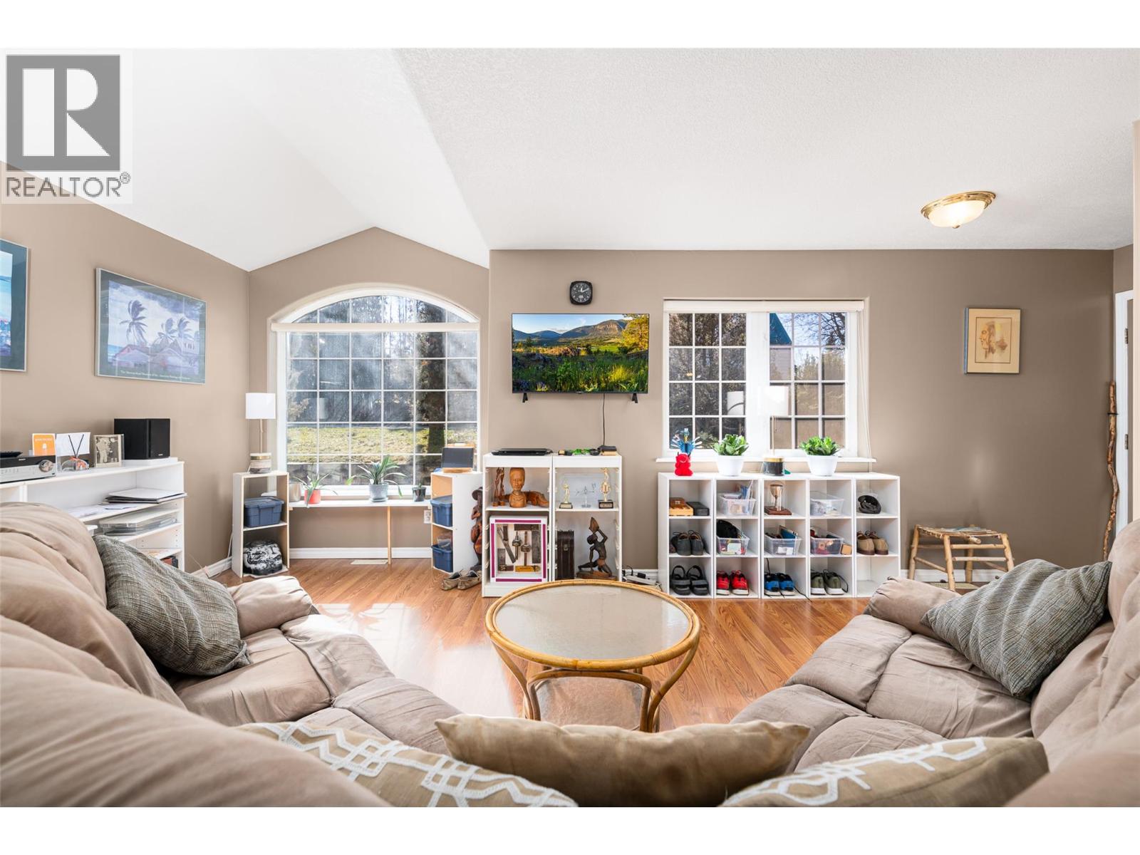 338 9th Avenue S Unit# F, Creston, British Columbia  V0B 1G3 - Photo 1 - 10377926