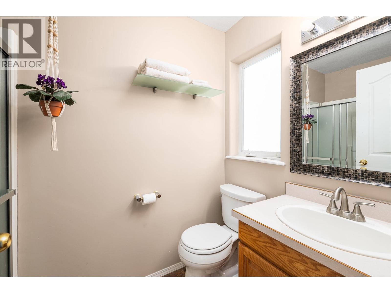 338 9th Avenue S Unit# F, Creston, British Columbia  V0B 1G3 - Photo 10 - 10377926