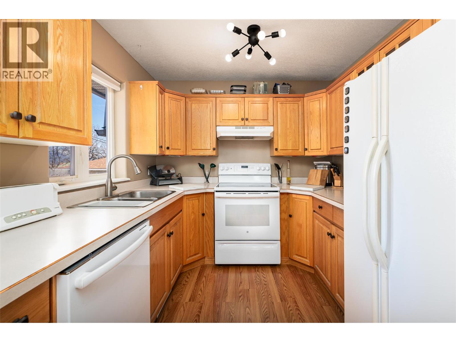 338 9th Avenue S Unit# F, Creston, British Columbia  V0B 1G3 - Photo 5 - 10377926