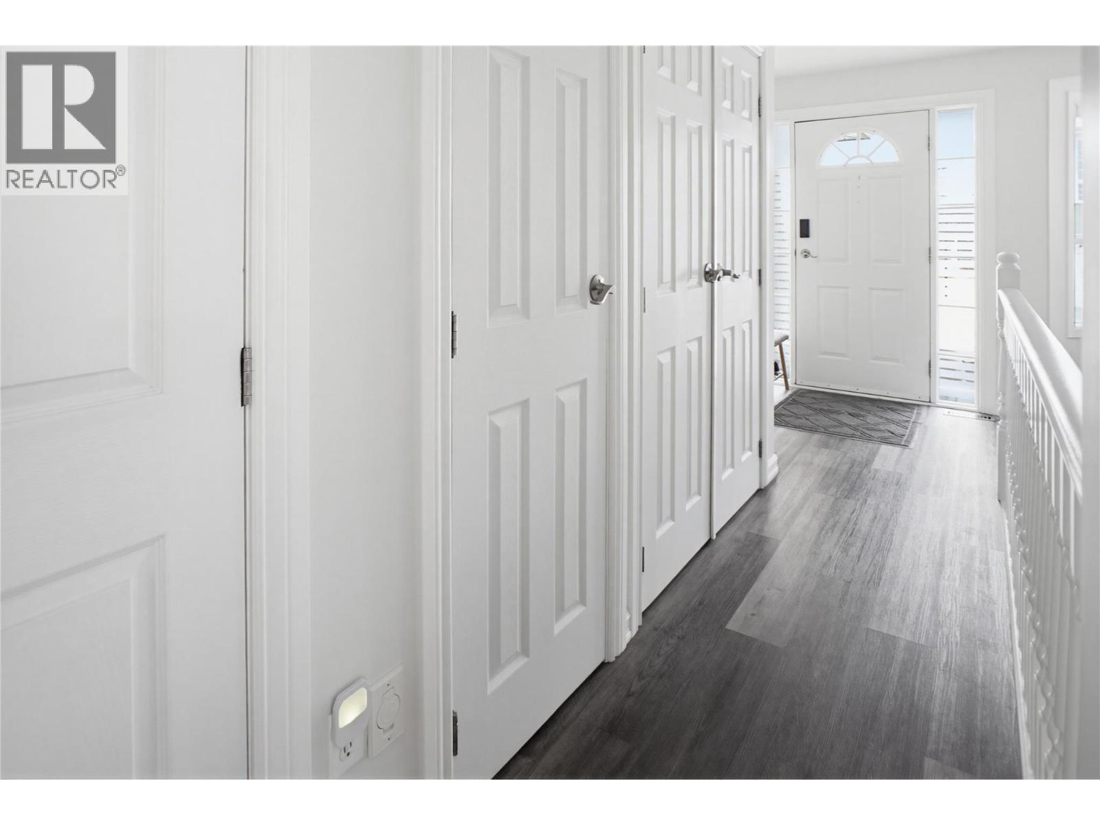 2020 Van Horne Drive Unit# 8, Kamloops, British Columbia  V1S 1G3 - Photo 19 - 10377401