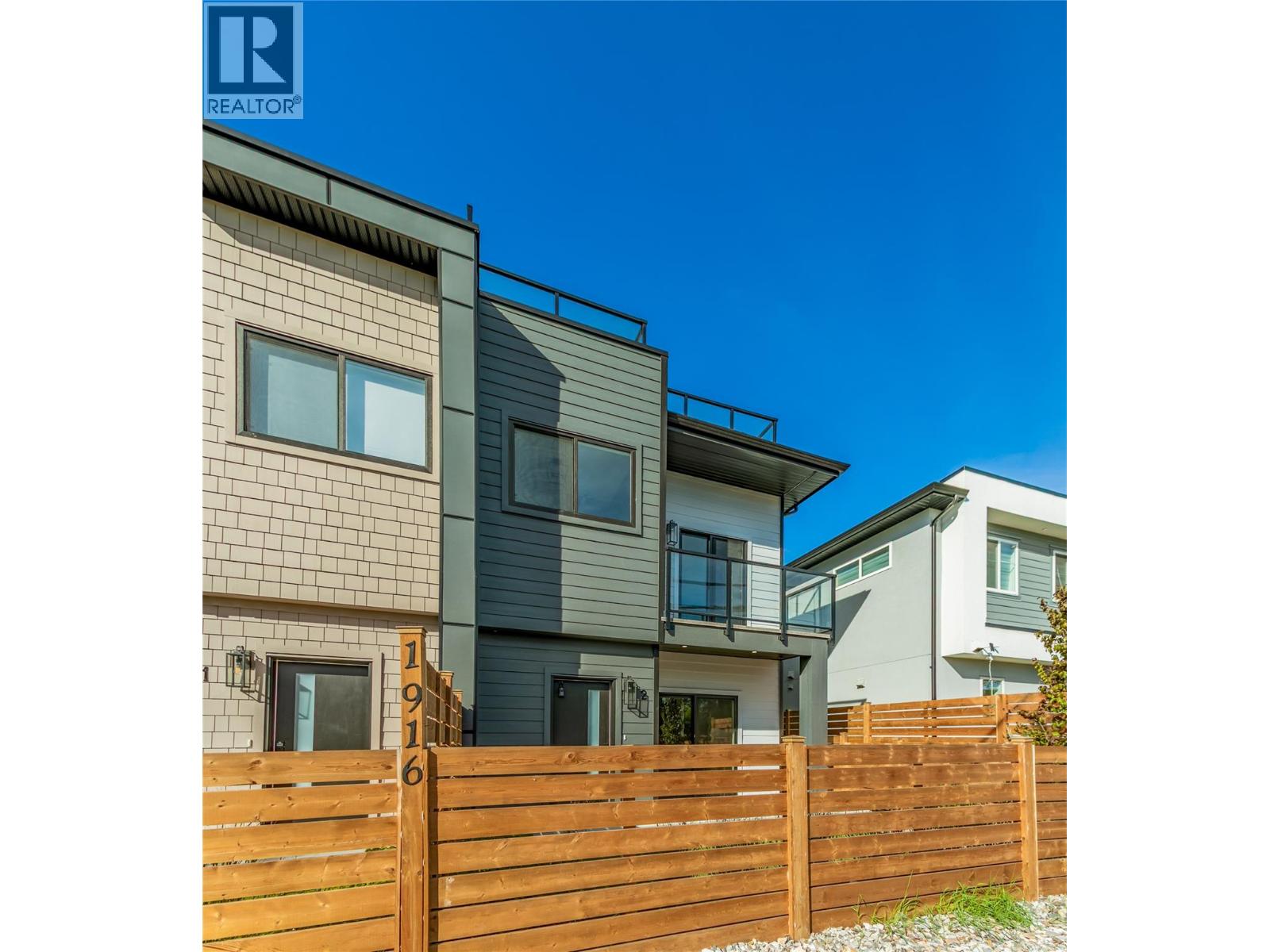 1916 Ethel Street Unit# 2, Kelowna, British Columbia  V1Y 2Z5 - Photo 5 - 10378033