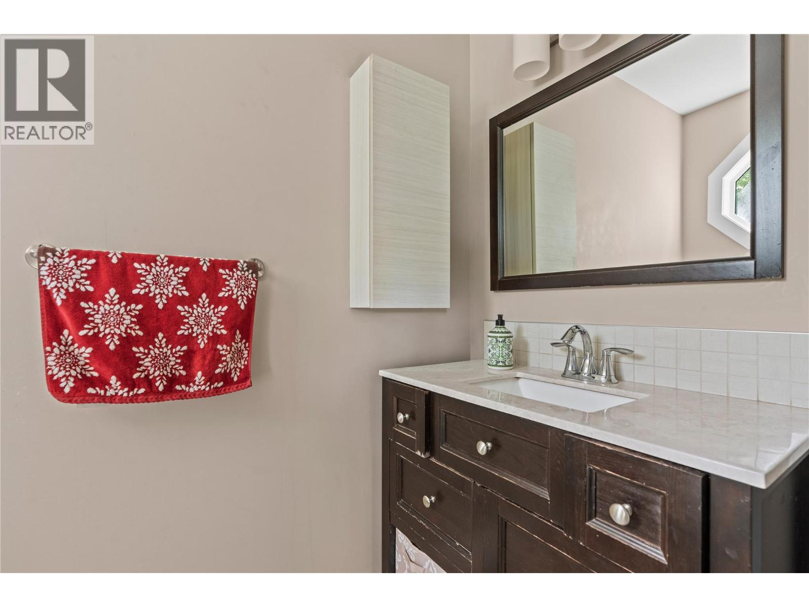 1606 32 Street, Vernon, British Columbia  V1T 5K5 - Photo 11 - 10378030