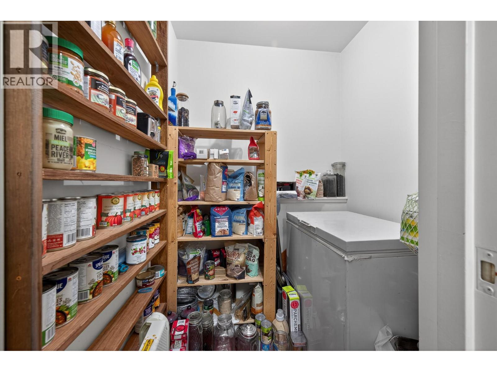 1560 Summit Drive Unit# 106, Kamloops, British Columbia  V2E 1R5 - Photo 10 - 10377736