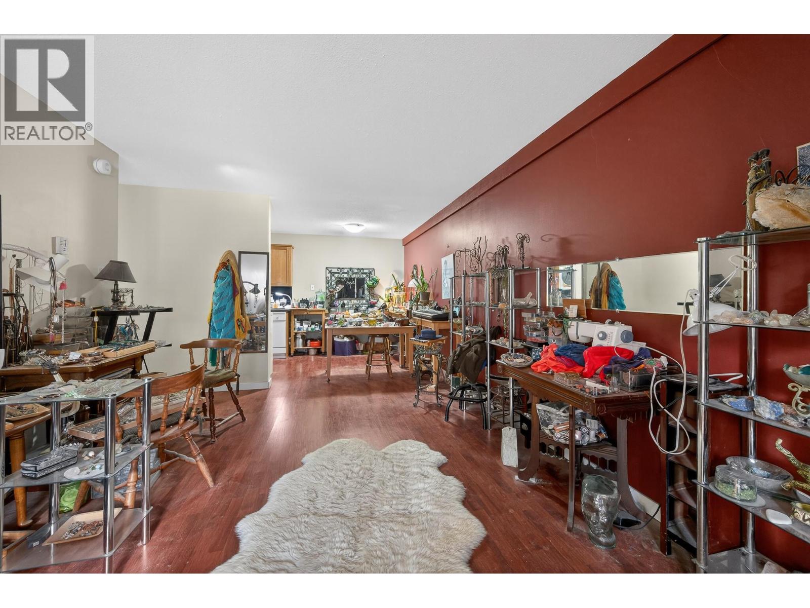 1560 Summit Drive Unit# 106, Kamloops, British Columbia  V2E 1R5 - Photo 4 - 10377736