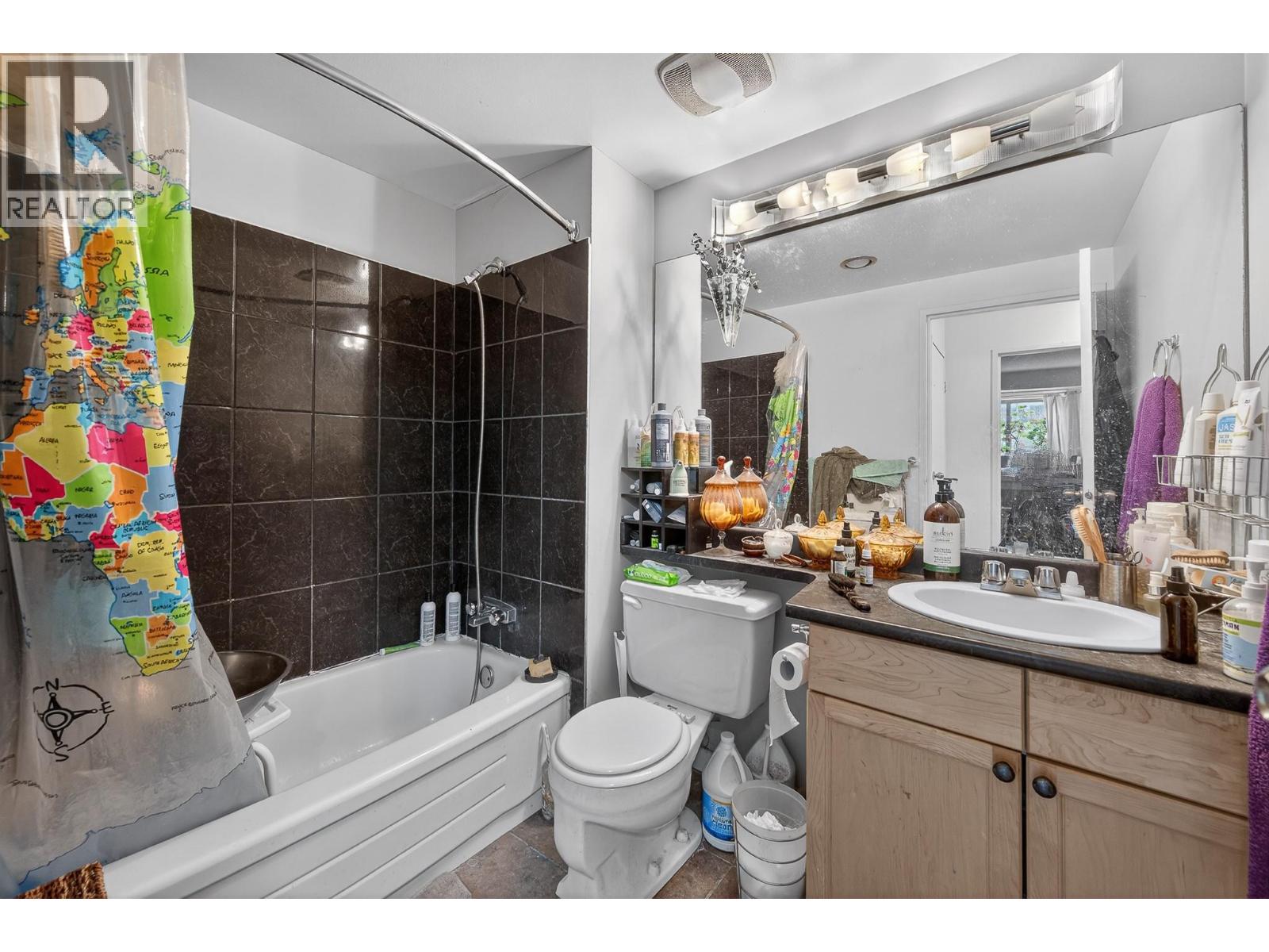 1560 Summit Drive Unit# 106, Kamloops, British Columbia  V2E 1R5 - Photo 9 - 10377736