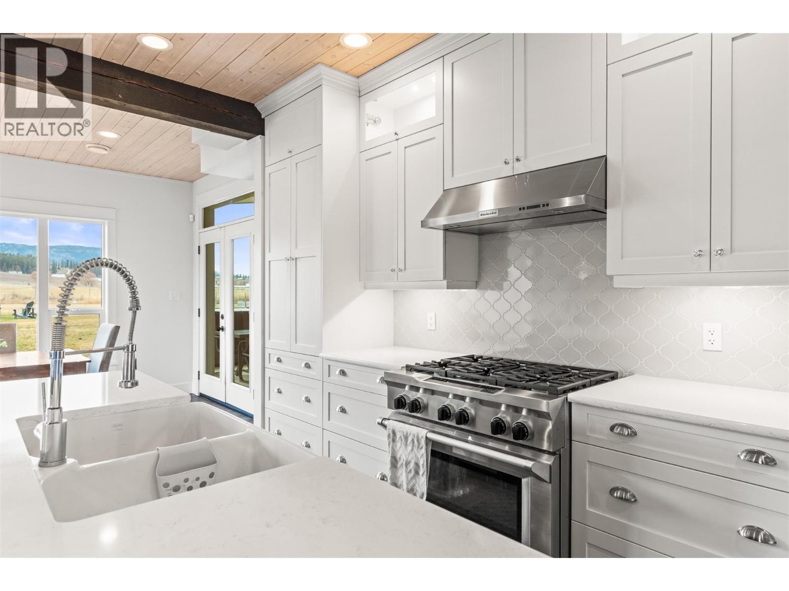 4160 Noble Road, Spallumcheen, British Columbia  V4Y 0K8 - Photo 19 - 10376174