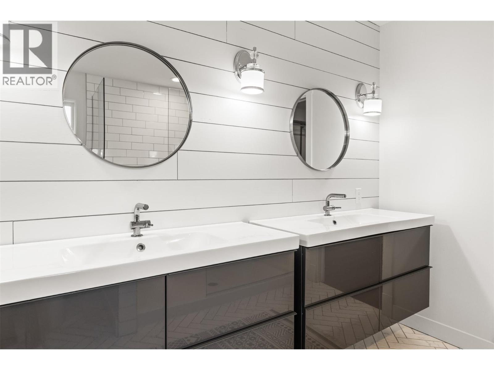 4160 Noble Road, Spallumcheen, British Columbia  V4Y 0K8 - Photo 46 - 10376174