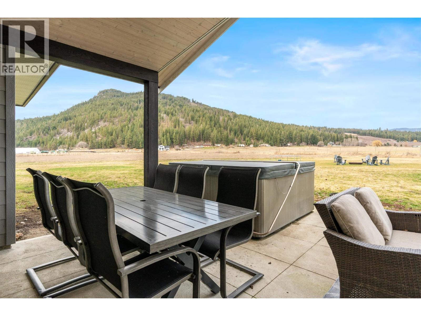 4160 Noble Road, Spallumcheen, British Columbia  V4Y 0K8 - Photo 73 - 10376174