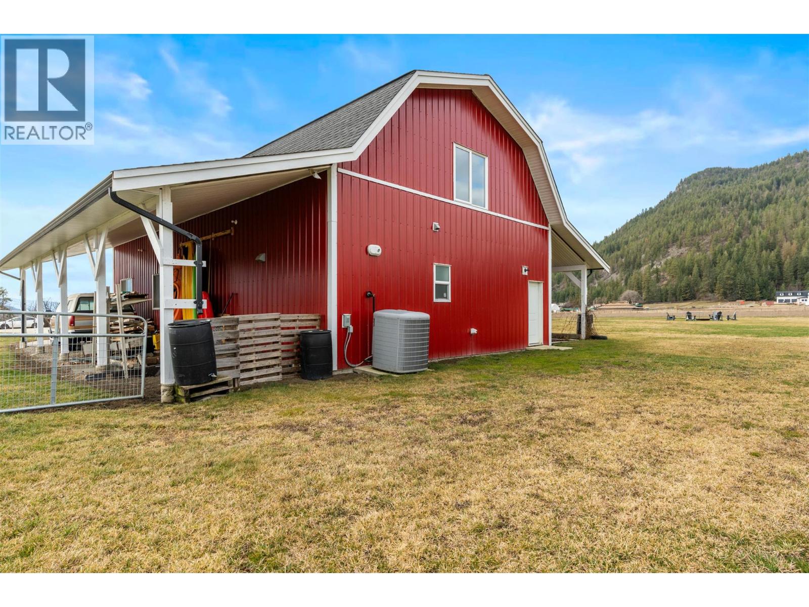 4160 Noble Road, Spallumcheen, British Columbia  V4Y 0K8 - Photo 82 - 10376174