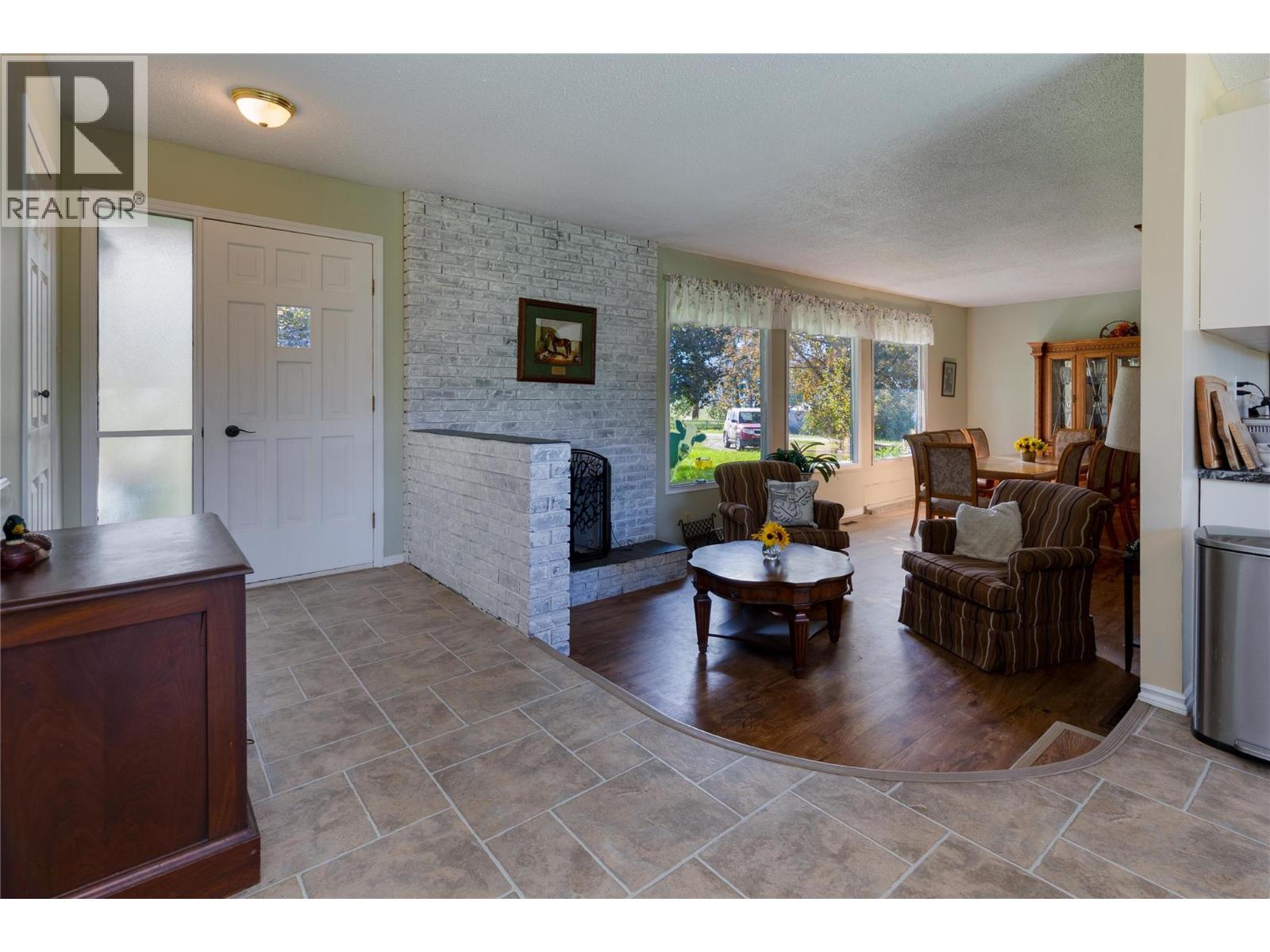 4780 Sleepy Hollow Road, Spallumcheen, British Columbia  V4Y 0T8 - Photo 17 - 10378019