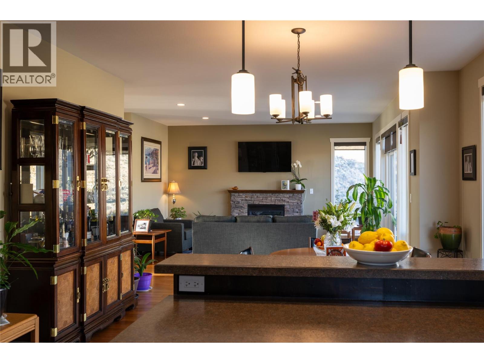 2038 Stagecoach Drive, Kamloops, British Columbia  V2B 0A7 - Photo 16 - 10378002