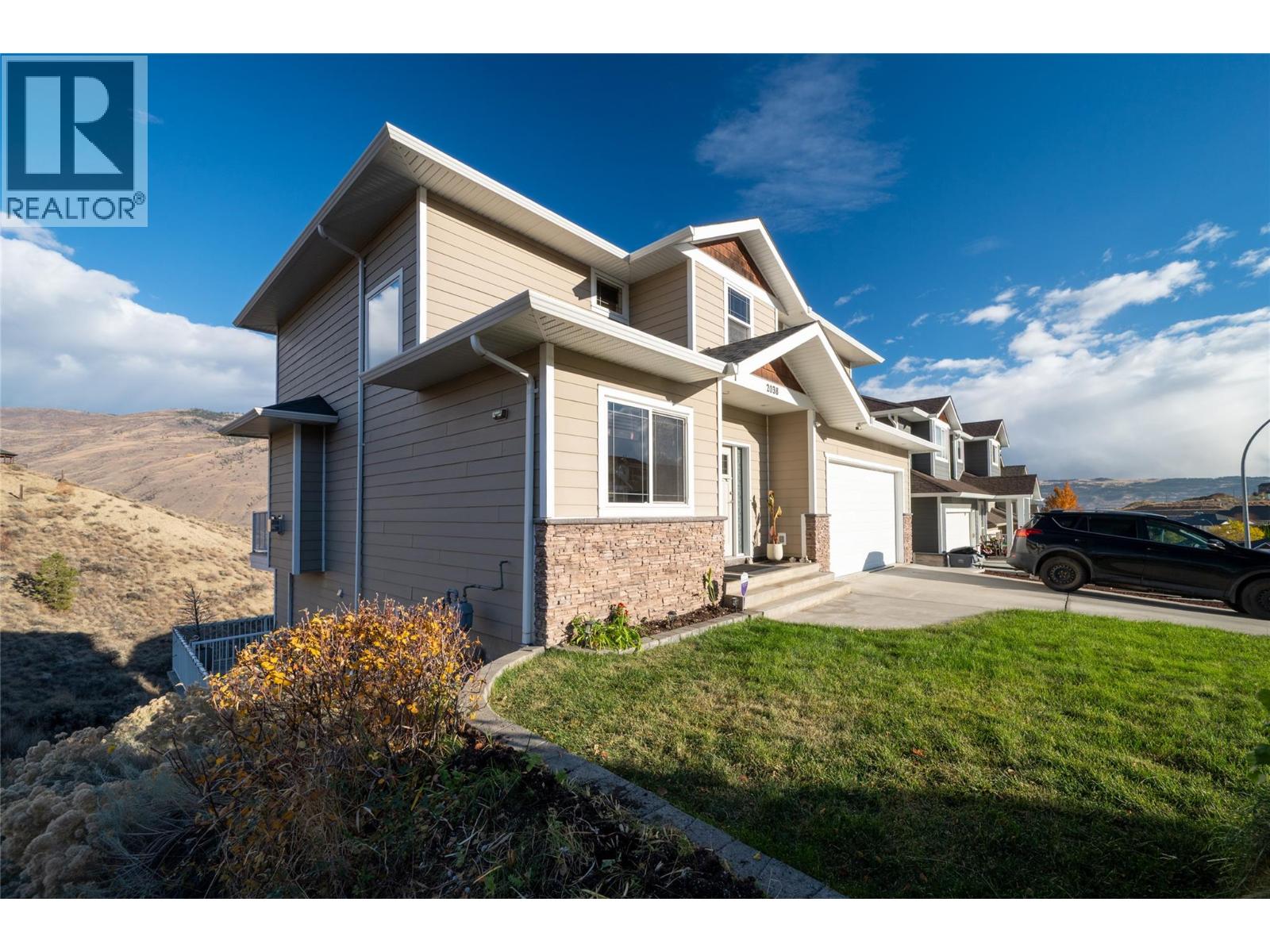 2038 Stagecoach Drive, Kamloops, British Columbia  V2B 0A7 - Photo 2 - 10378002