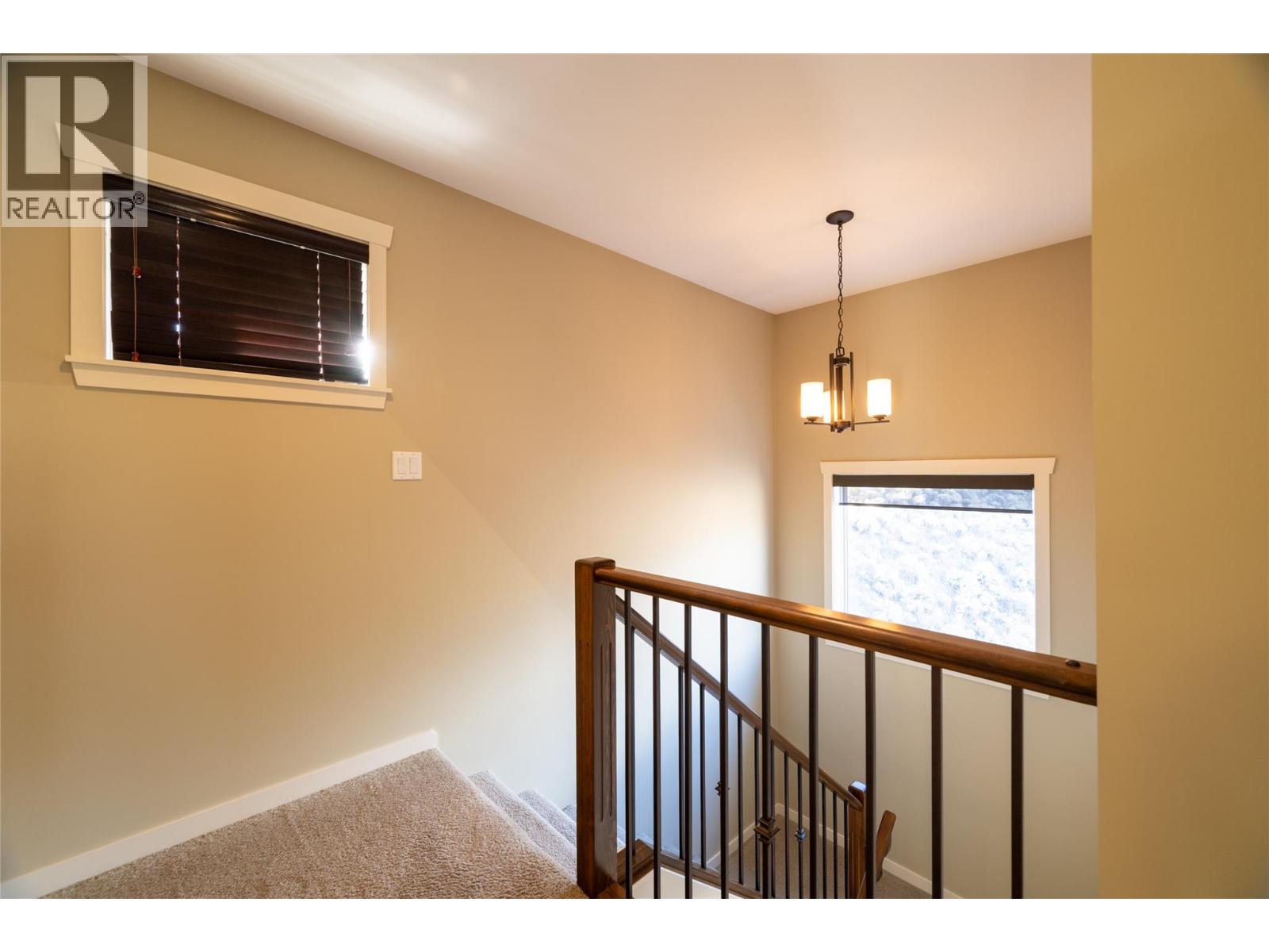 2038 Stagecoach Drive, Kamloops, British Columbia  V2B 0A7 - Photo 27 - 10378002