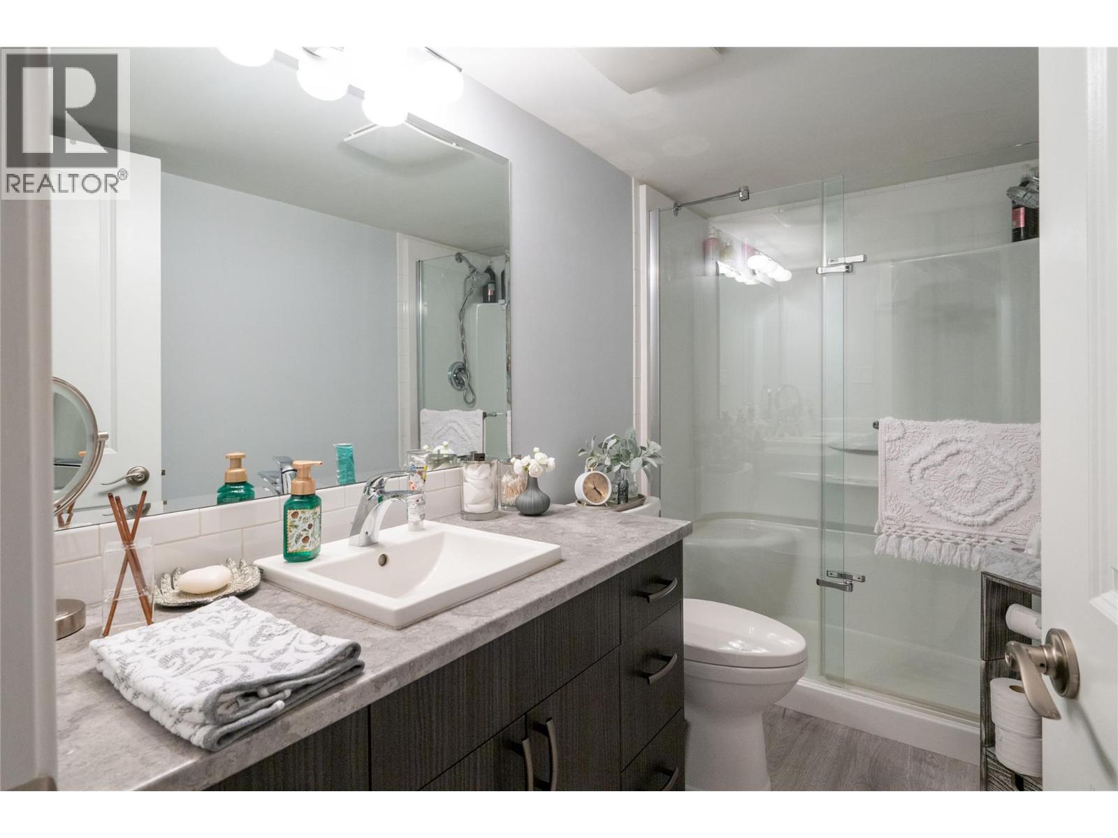 2038 Stagecoach Drive, Kamloops, British Columbia  V2B 0A7 - Photo 28 - 10378002