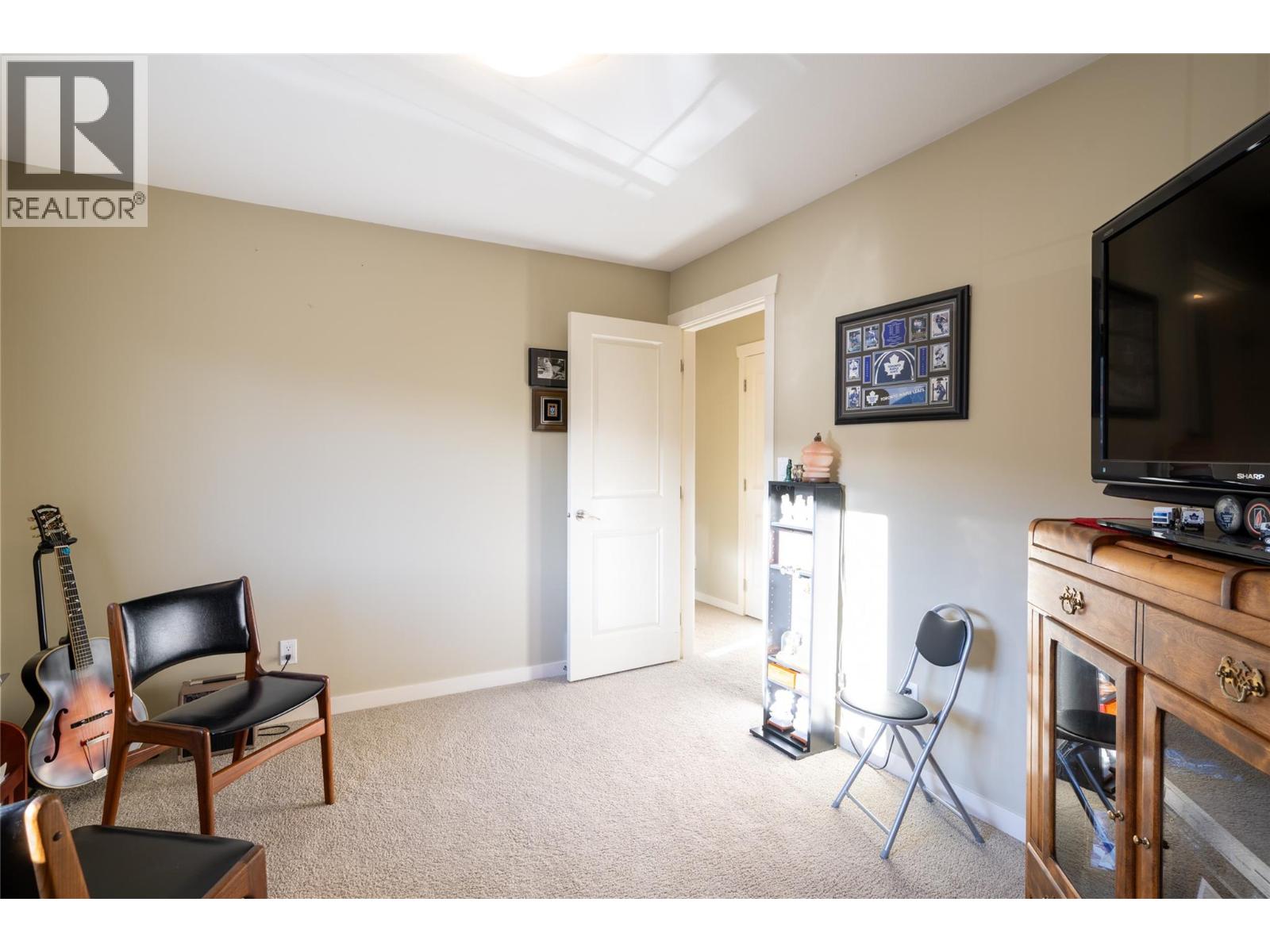 2038 Stagecoach Drive, Kamloops, British Columbia  V2B 0A7 - Photo 36 - 10378002