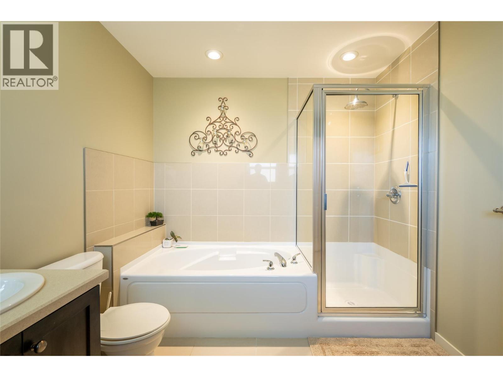 2038 Stagecoach Drive, Kamloops, British Columbia  V2B 0A7 - Photo 42 - 10378002