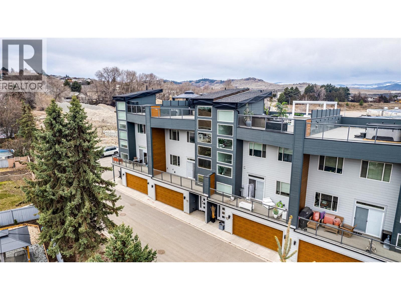 1039 Mt. Fosthall Drive Unit# 11, Vernon, British Columbia  V1B 2W2 - Photo 1 - 10377464