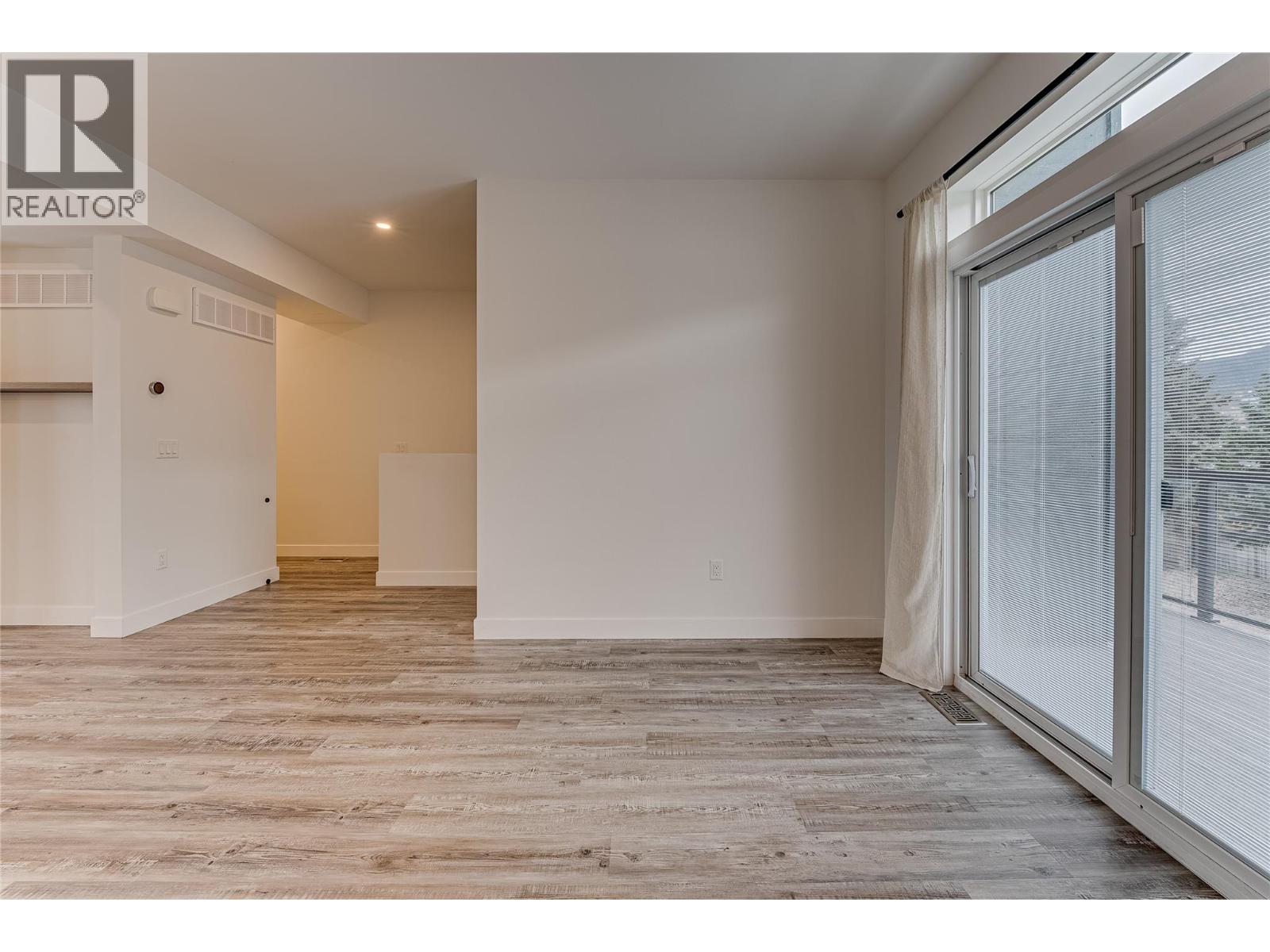 1039 Mt. Fosthall Drive Unit# 11, Vernon, British Columbia  V1B 2W2 - Photo 10 - 10377464