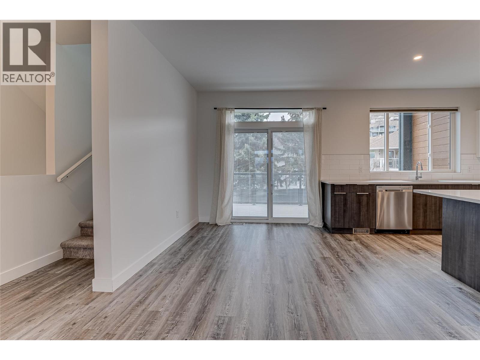 1039 Mt. Fosthall Drive Unit# 11, Vernon, British Columbia  V1B 2W2 - Photo 11 - 10377464