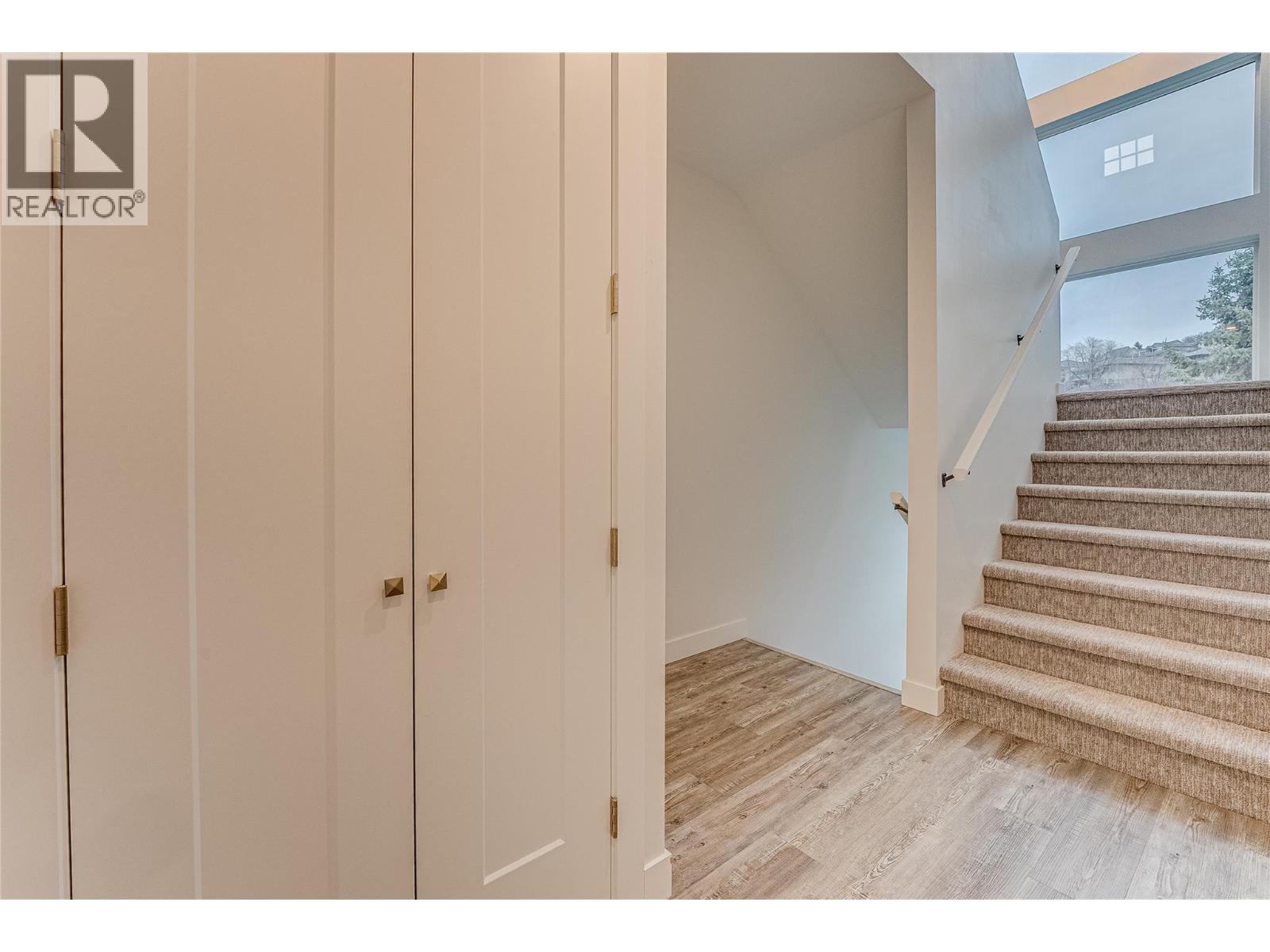 1039 Mt. Fosthall Drive Unit# 11, Vernon, British Columbia  V1B 2W2 - Photo 21 - 10377464