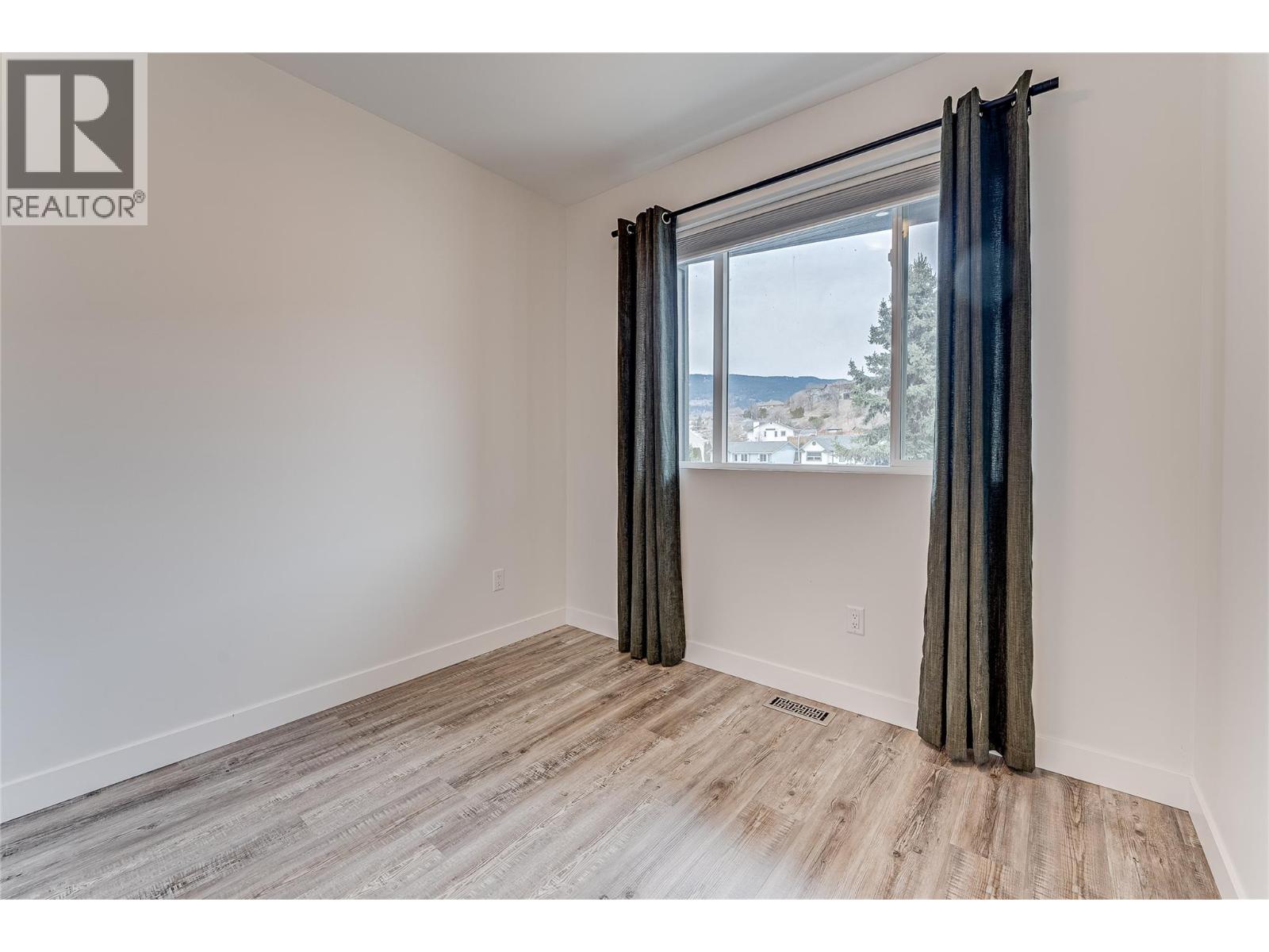 1039 Mt. Fosthall Drive Unit# 11, Vernon, British Columbia  V1B 2W2 - Photo 30 - 10377464