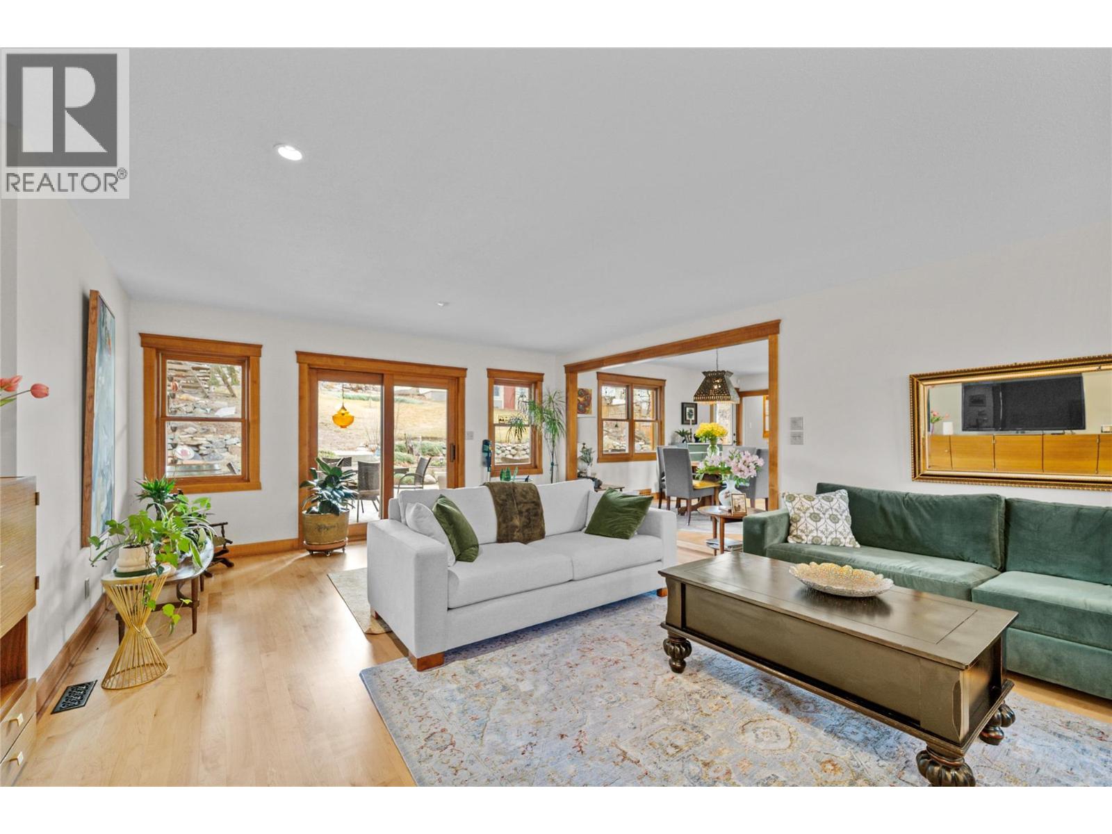 1337 Dominion Crescent, Kamloops, British Columbia  V2C 2W9 - Photo 6 - 10376799