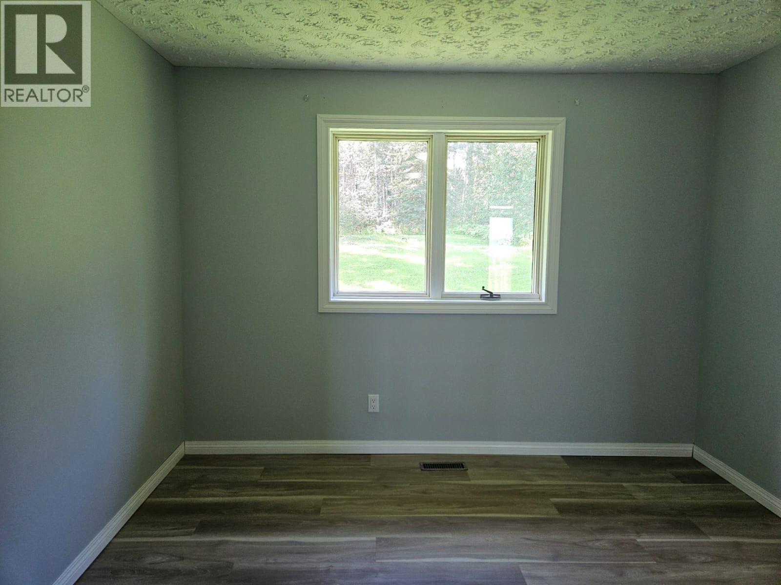 3511 Spruce Road, Chetwynd, British Columbia  V0C 1J0 - Photo 22 - 10378016