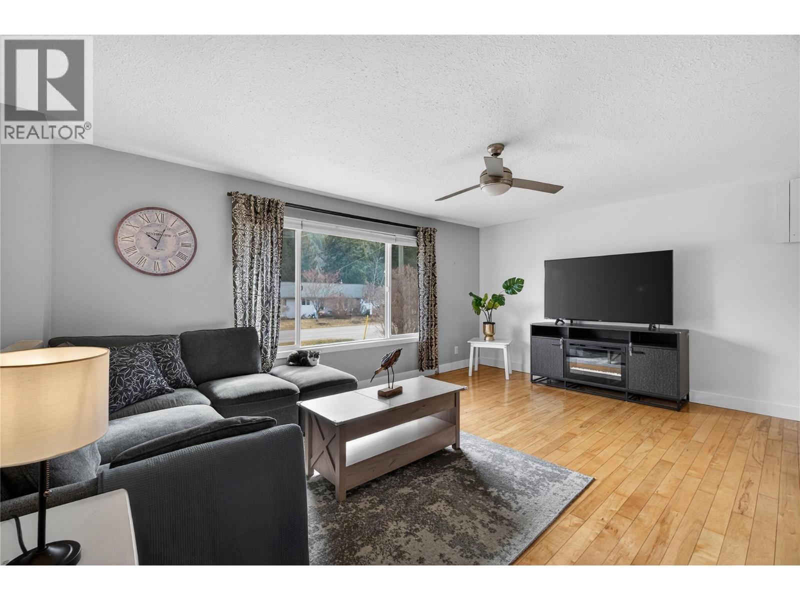 610 Gillis Avenue, Sicamous, British Columbia  V0E 2V0 - Photo 15 - 10378026