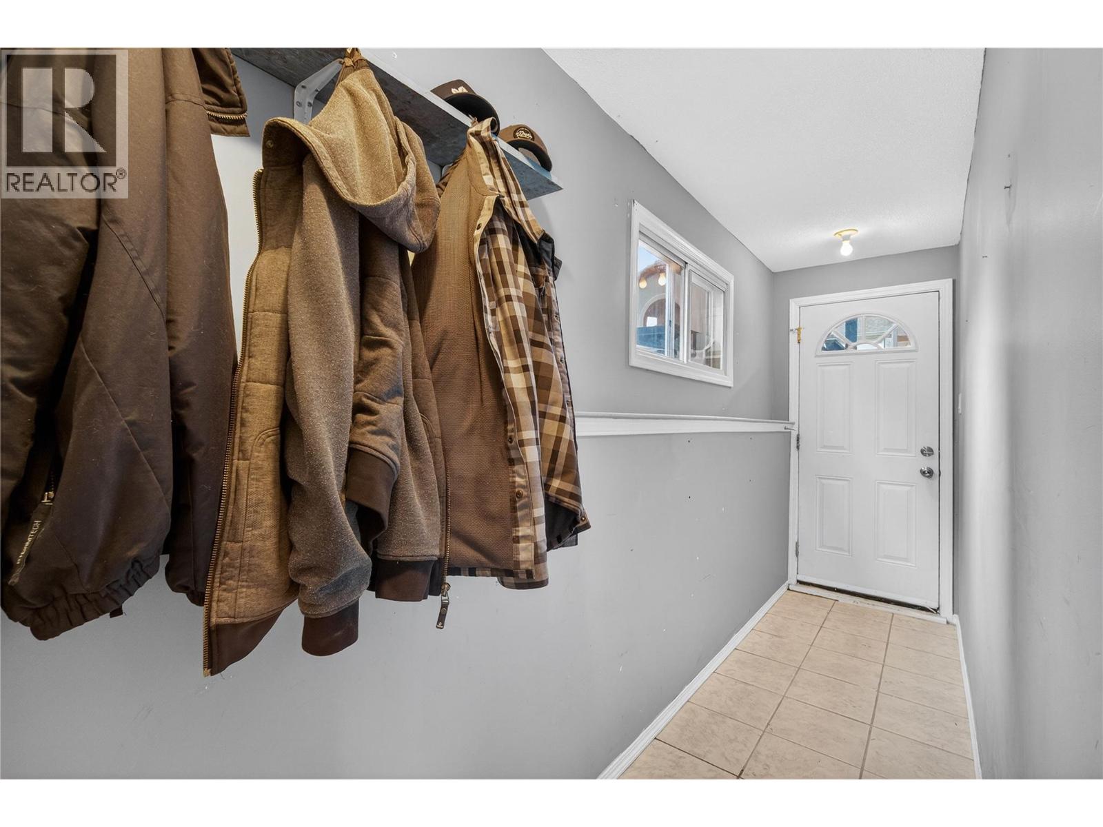 610 Gillis Avenue, Sicamous, British Columbia  V0E 2V0 - Photo 38 - 10378026