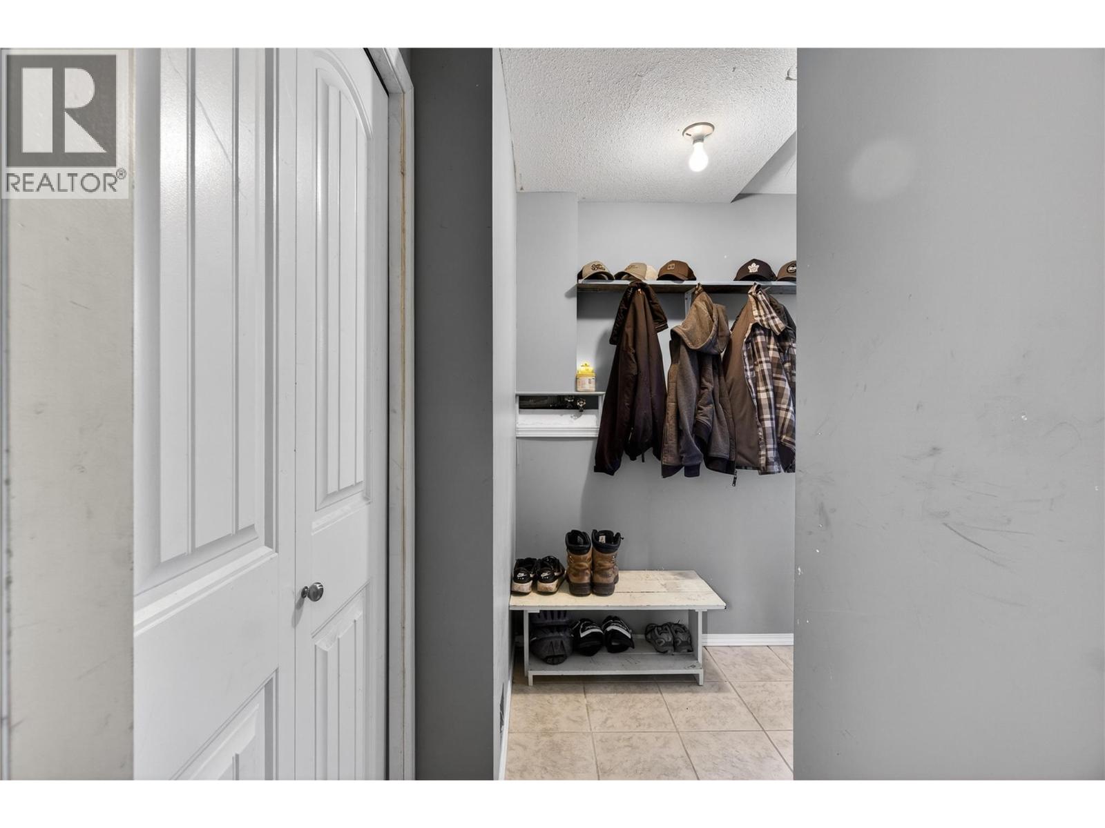 610 Gillis Avenue, Sicamous, British Columbia  V0E 2V0 - Photo 40 - 10378026