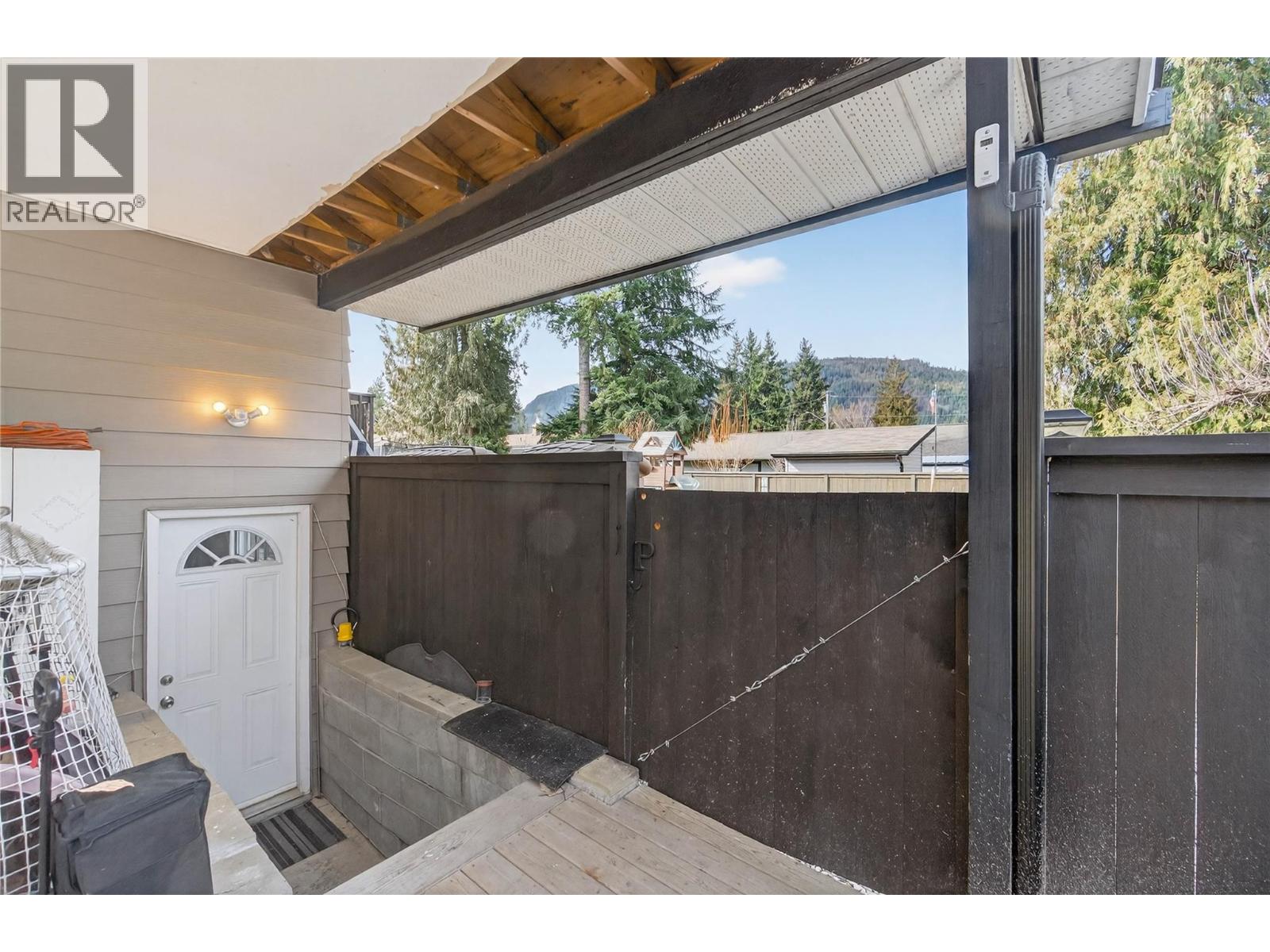 610 Gillis Avenue, Sicamous, British Columbia  V0E 2V0 - Photo 49 - 10378026