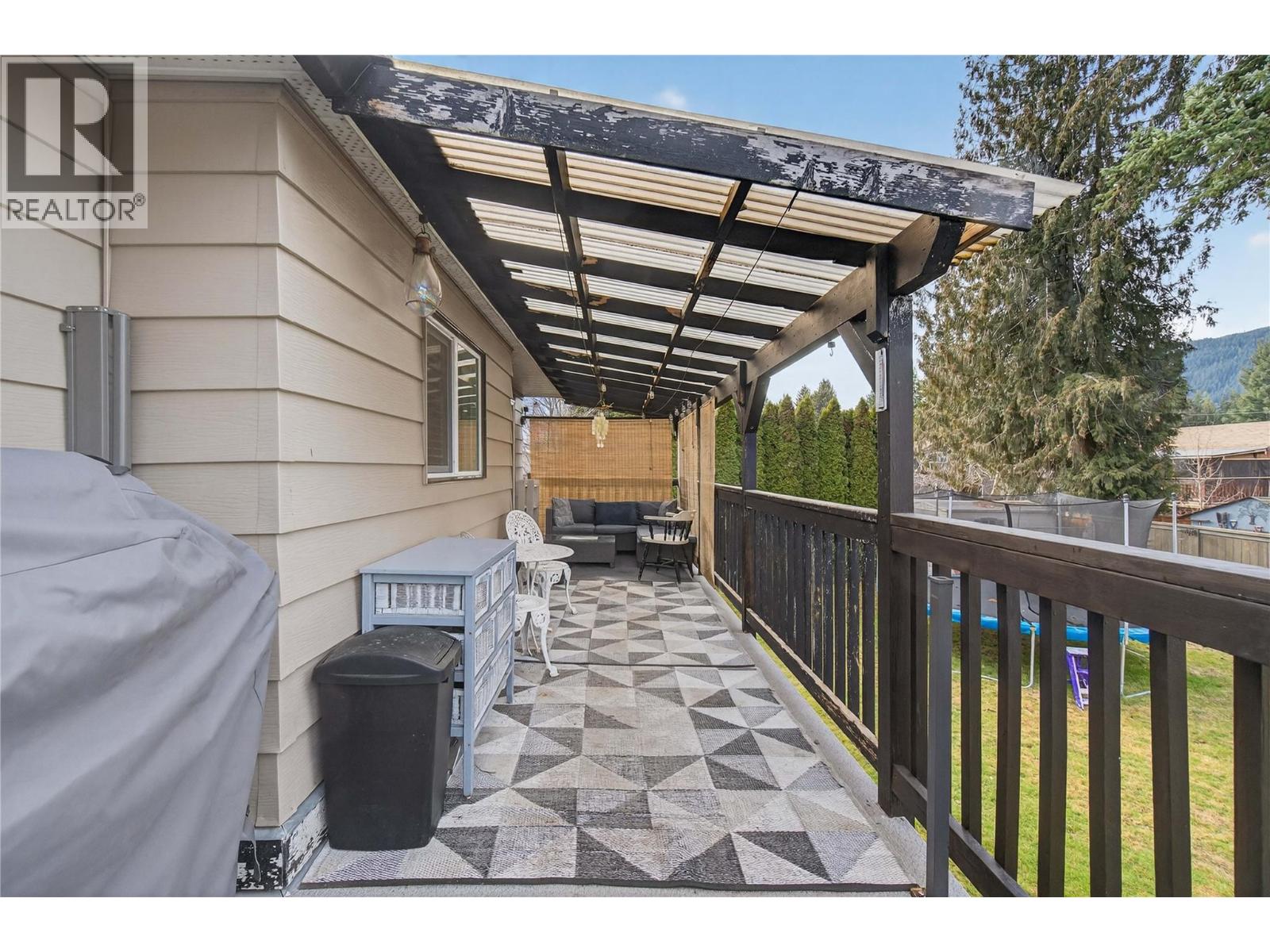 610 Gillis Avenue, Sicamous, British Columbia  V0E 2V0 - Photo 55 - 10378026