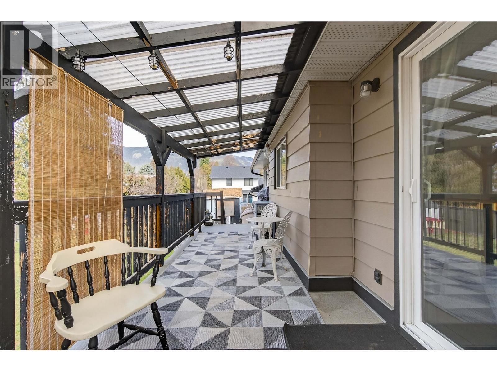 610 Gillis Avenue, Sicamous, British Columbia  V0E 2V0 - Photo 59 - 10378026