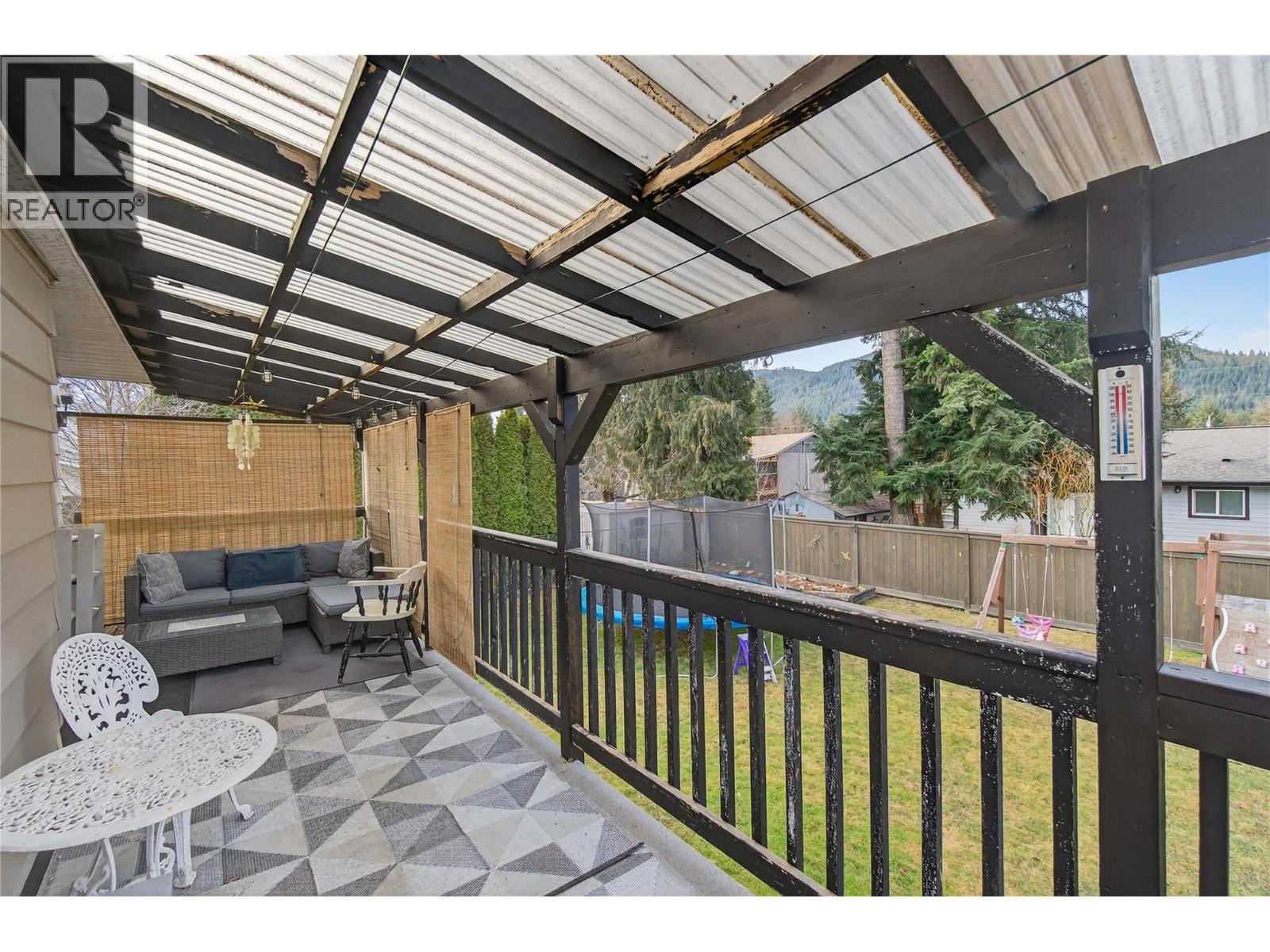 610 Gillis Avenue, Sicamous, British Columbia  V0E 2V0 - Photo 61 - 10378026