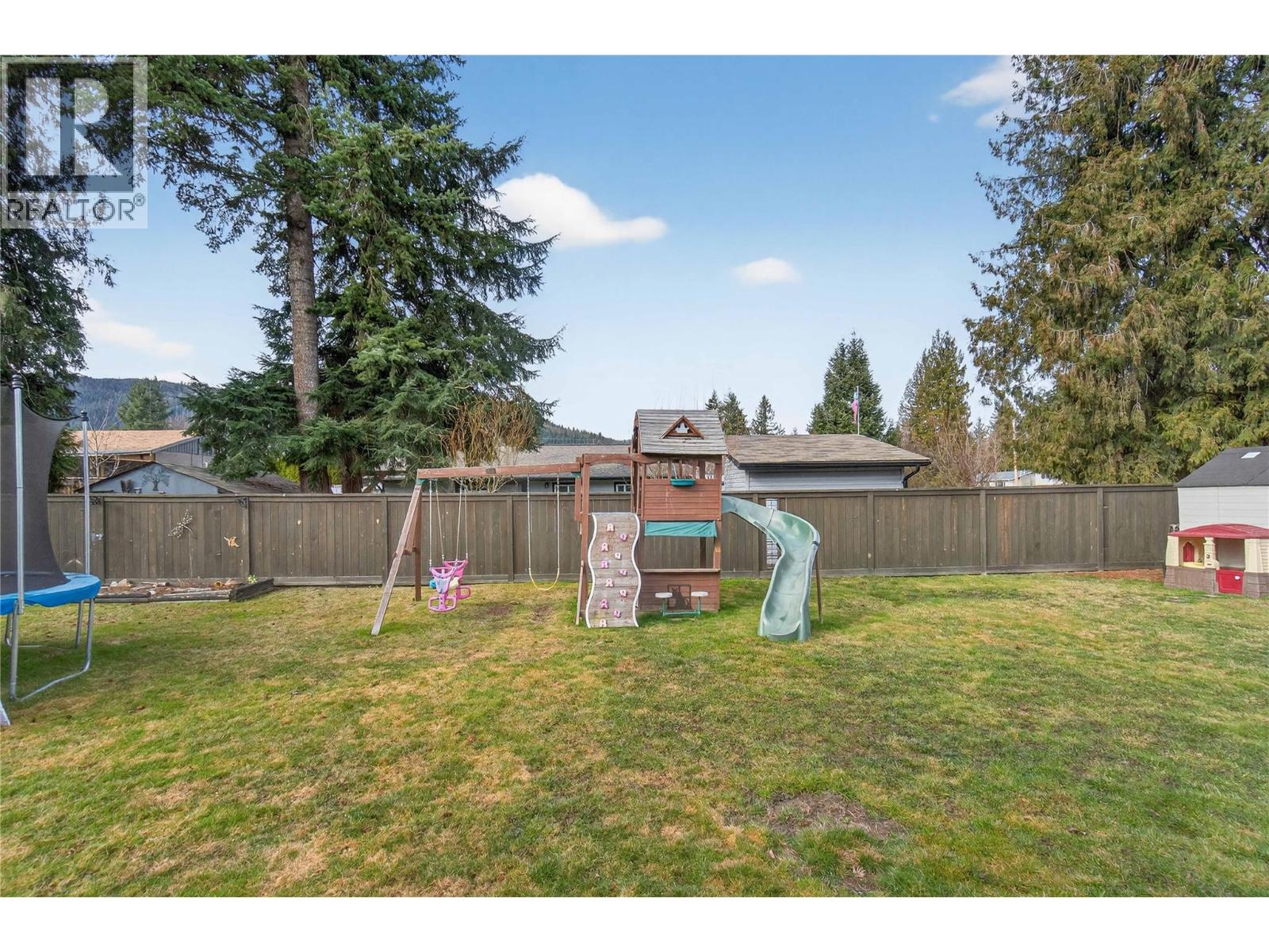 610 Gillis Avenue, Sicamous, British Columbia  V0E 2V0 - Photo 63 - 10378026