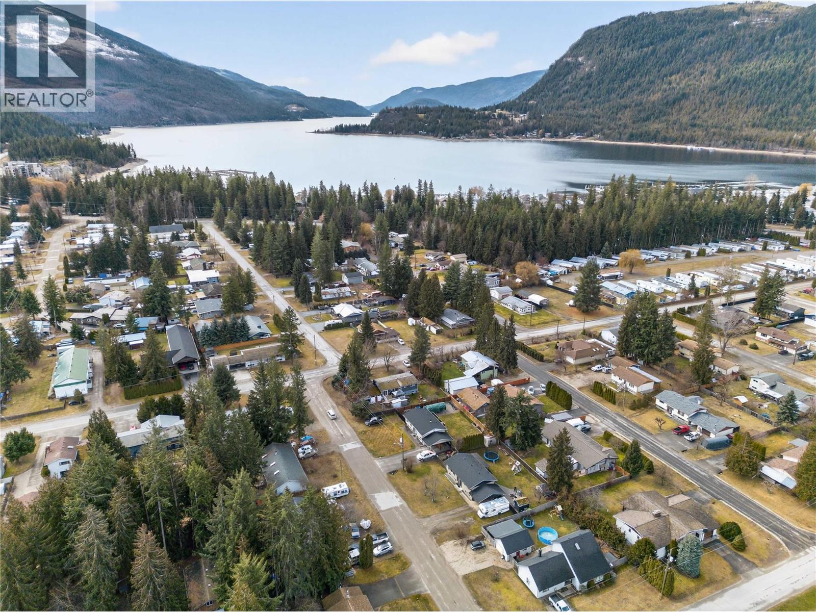 610 Gillis Avenue, Sicamous, British Columbia  V0E 2V0 - Photo 79 - 10378026