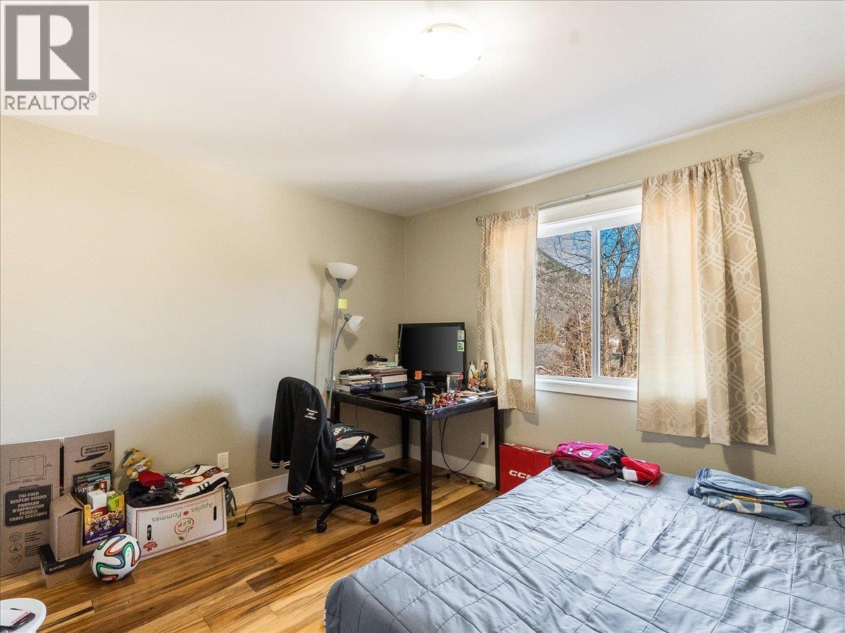 625 11th Avenue Unit# 6, Castlegar, British Columbia  V1N 1J7 - Photo 19 - 10377029