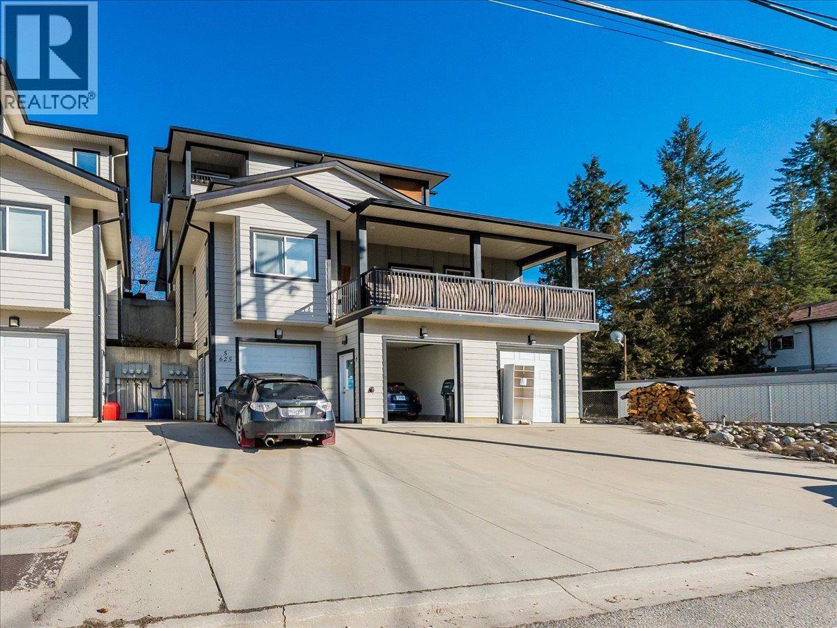 625 11th Avenue Unit# 6, Castlegar, British Columbia  V1N 1J7 - Photo 38 - 10377029