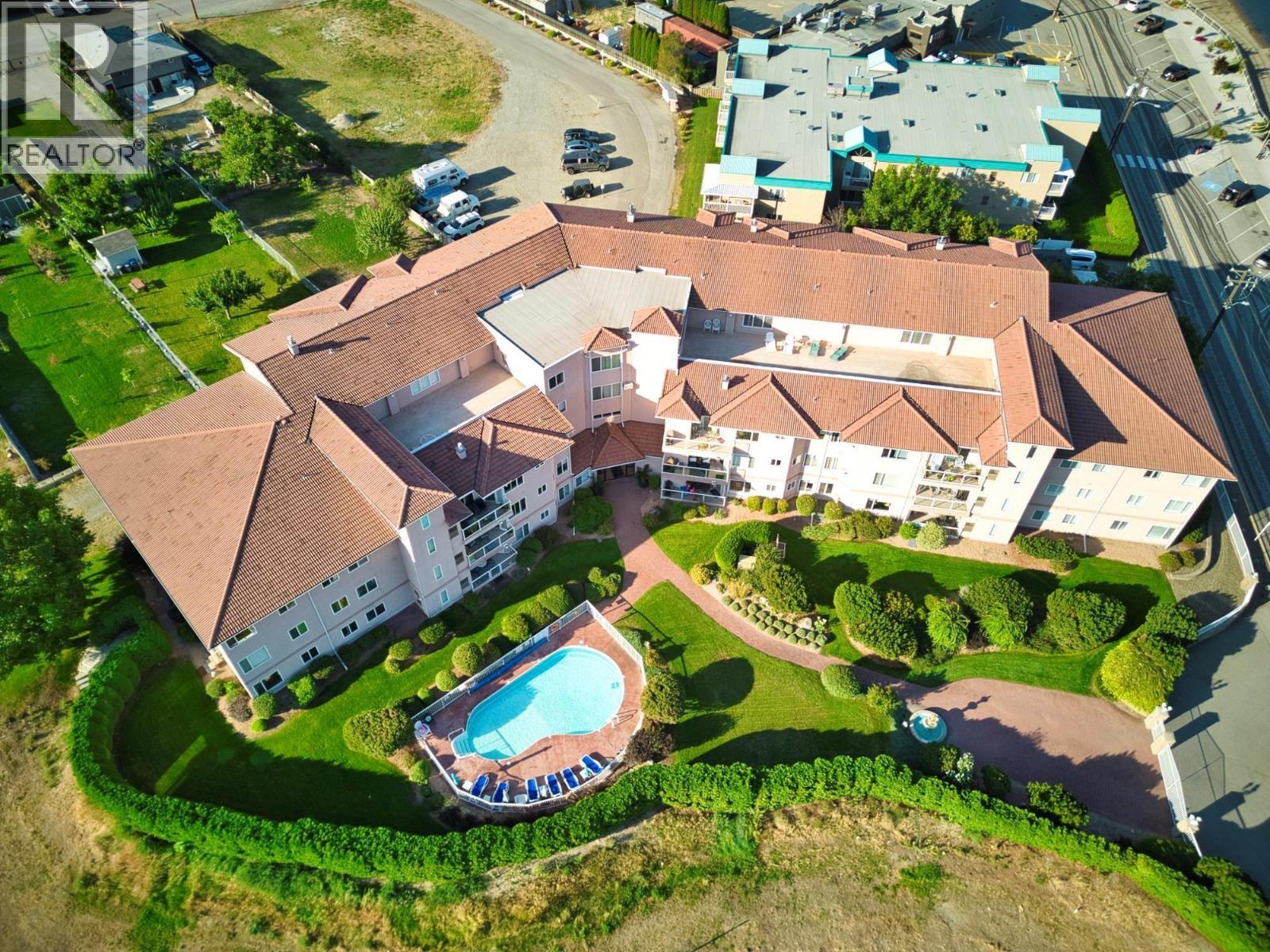 6805 Cottonwood Drive Unit# 100, Osoyoos, British Columbia  V0H 1V3 - Photo 1 - 10377962