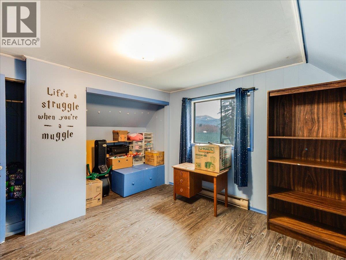 1220 Third Avenue, Trail, British Columbia  V1R 1P2 - Photo 18 - 10378064