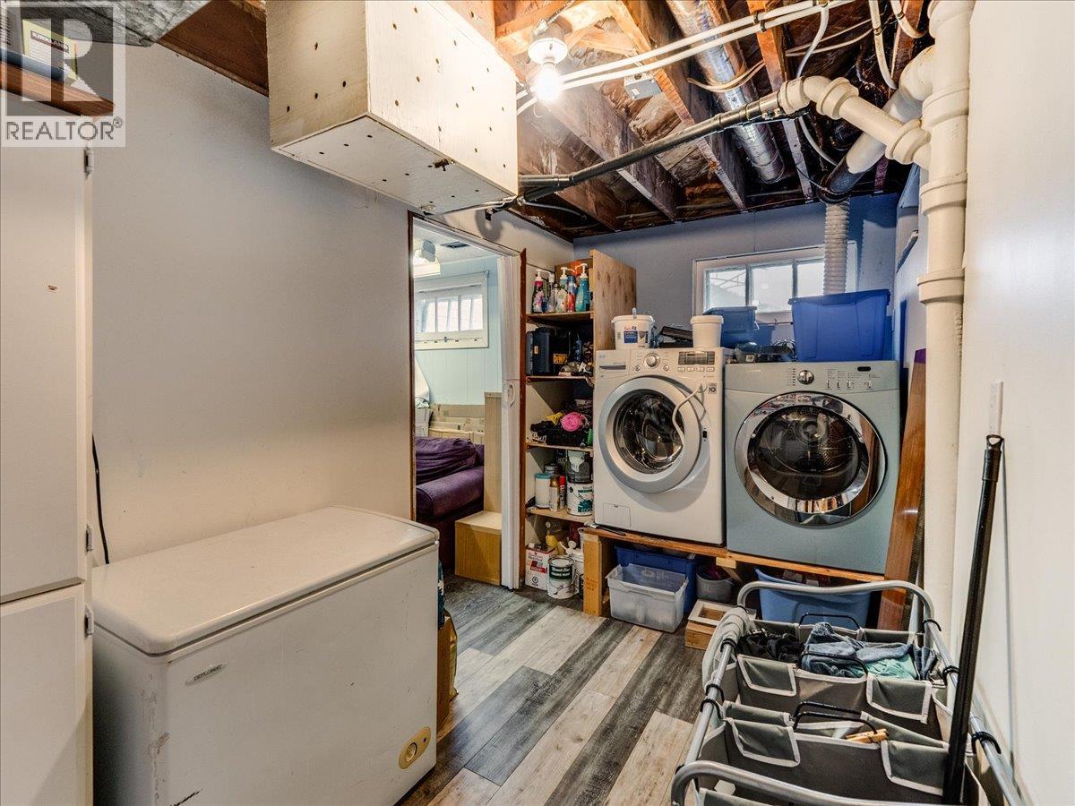 1220 Third Avenue, Trail, British Columbia  V1R 1P2 - Photo 28 - 10378064