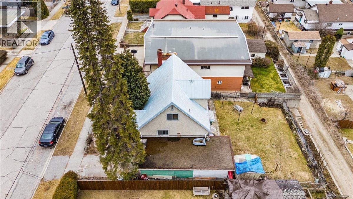 1220 Third Avenue, Trail, British Columbia  V1R 1P2 - Photo 42 - 10378064