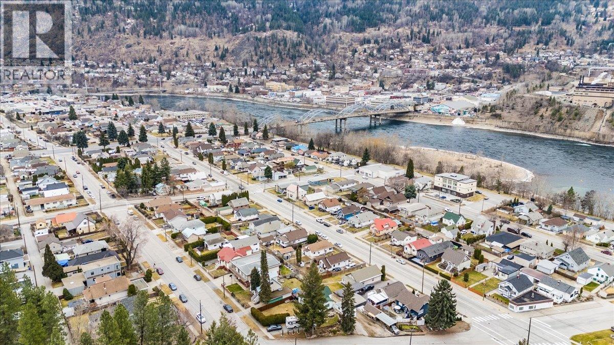 1220 Third Avenue, Trail, British Columbia  V1R 1P2 - Photo 47 - 10378064