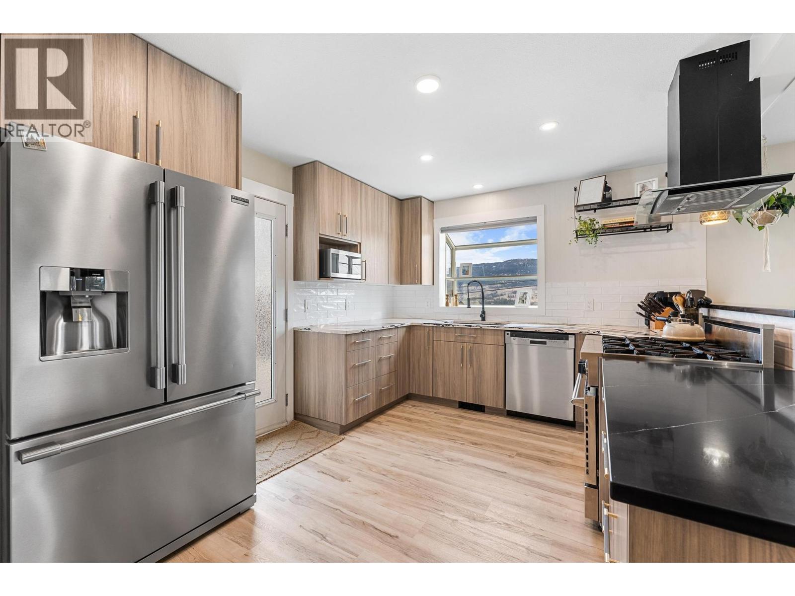 2186 Finlay Court, Lake Country, British Columbia  V1V 1J1 - Photo 13 - 10377876