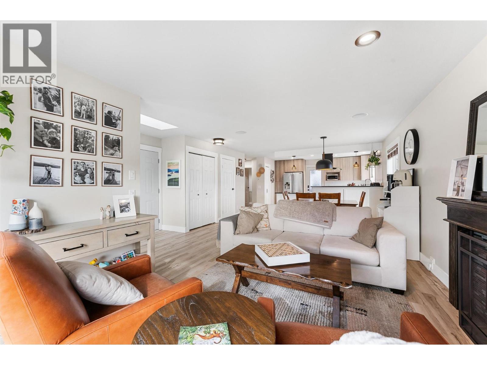 2186 Finlay Court, Lake Country, British Columbia  V1V 1J1 - Photo 7 - 10377876