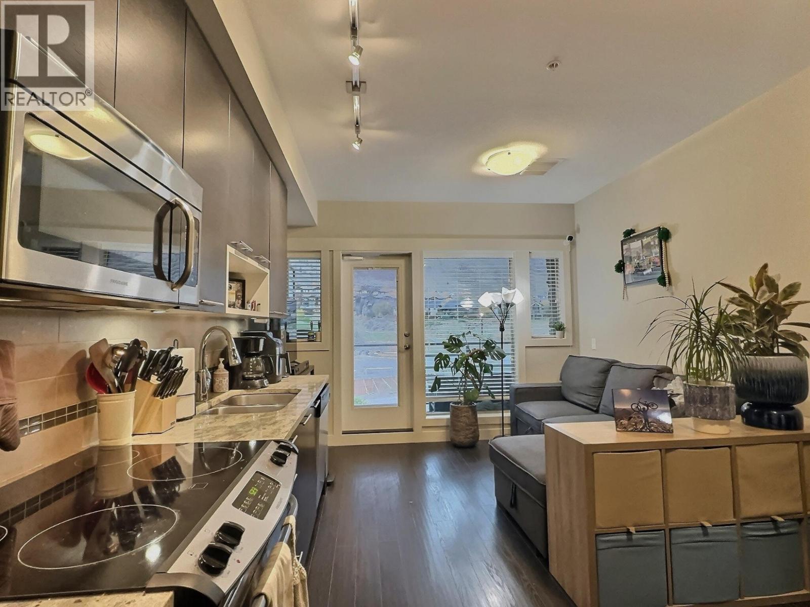 1040 Talasa Court Unit# 3222, Kamloops, British Columbia  V2H 0C4 - Photo 4 - 10377801