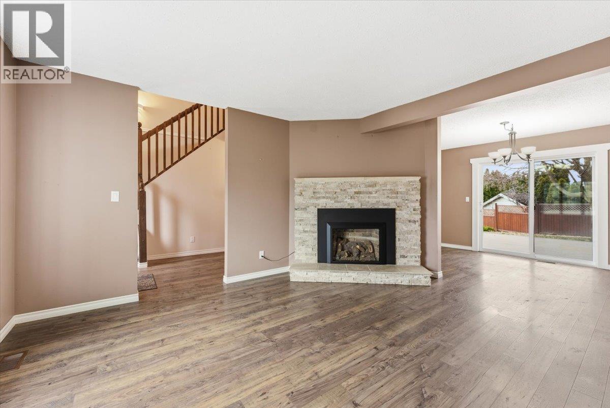 2836 Allenby Way, Vernon, British Columbia  V1T 8R1 - Photo 7 - 10377780