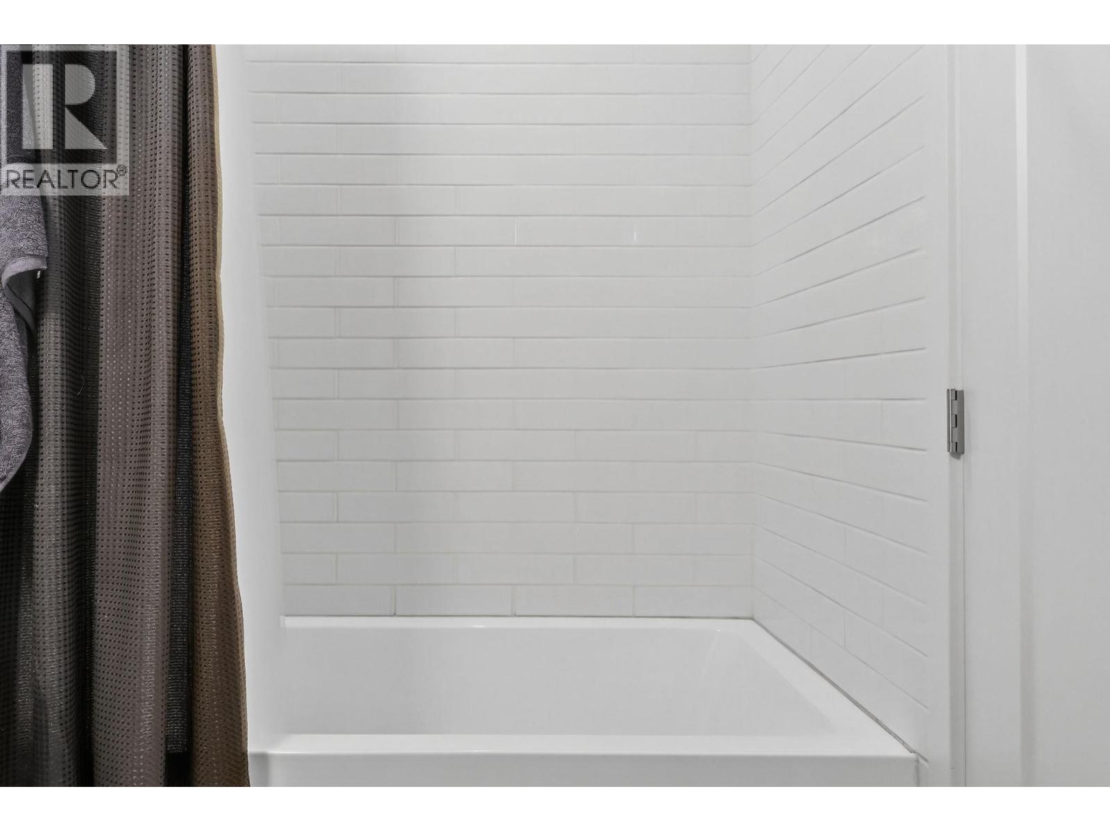 8900 Jim Bailey Road Unit# 80h, Kelowna, British Columbia  V4V 1E5 - Photo 15 - 10378048