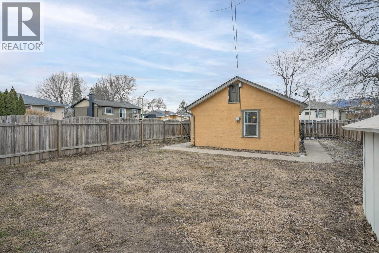 2293 Woodlawn Street, Kelowna, British Columbia  V1Y 2T1 - Photo 19 - 10377230