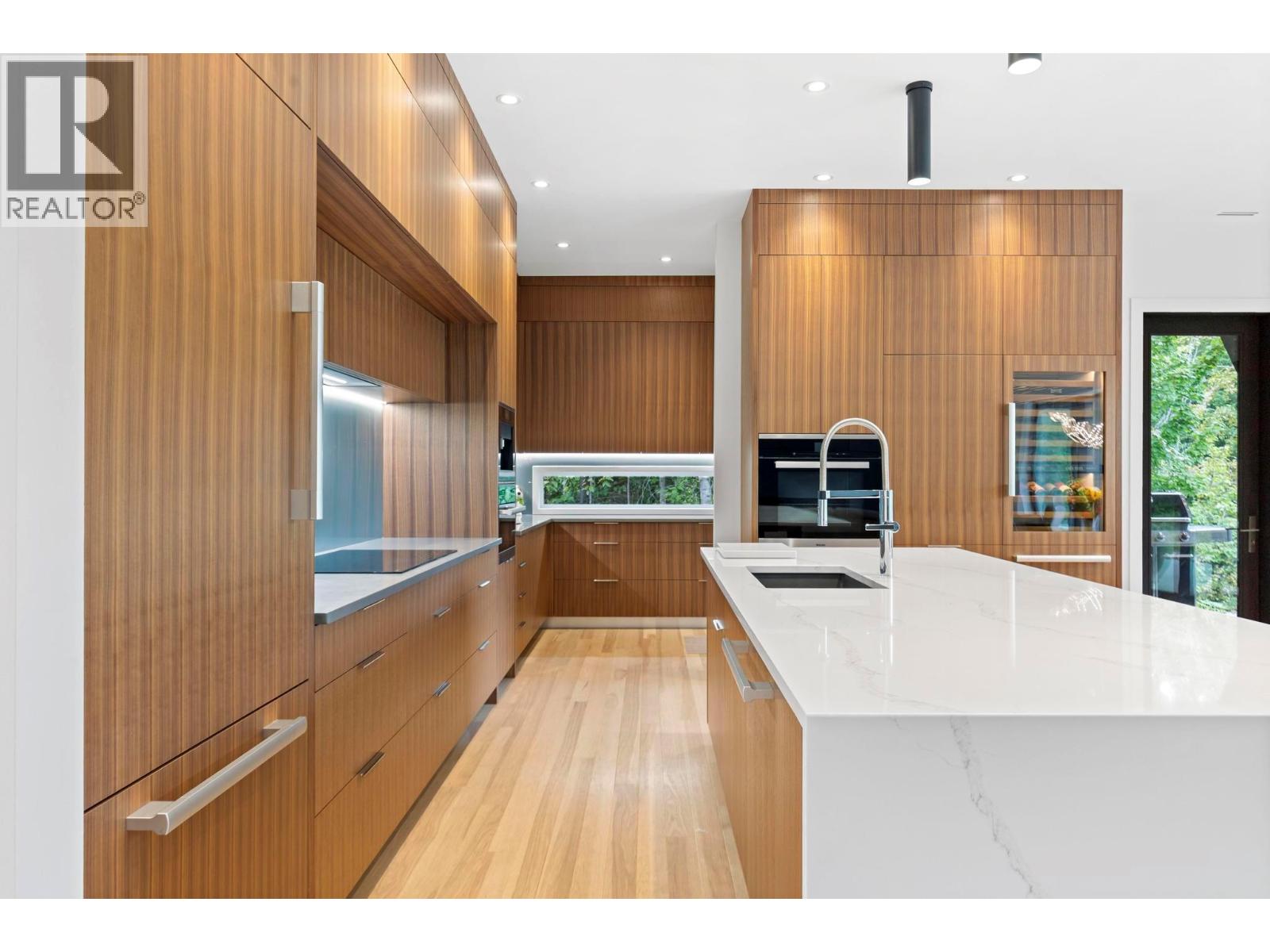 5147 Sunset Drive, Eagle Bay, British Columbia  V0E 1T0 - Photo 12 - 10376339